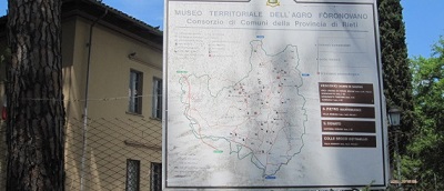 Pannello all'ingresso del Museo, davanti agli scavi di Forum Novum in località Vescovio a Torri in Sabina